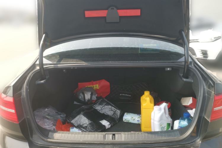 Used Volkswagen Magotan 2017 330TSI DSG Luxury Model Trunk