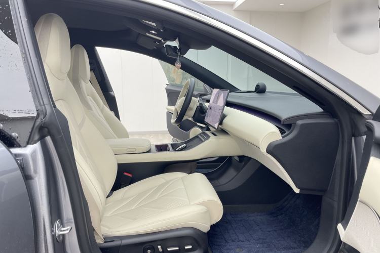 Used Nio ET5 2025 75 kWh
