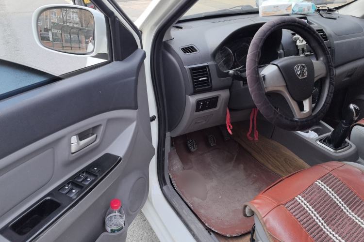 Used BAIC Weiwang M20 2014 1.5L Basic Version DAM15DL
