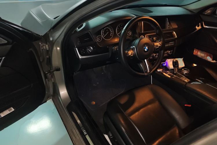 Used BMW 5 Series 2013 525Li Leading Model Driver Seat