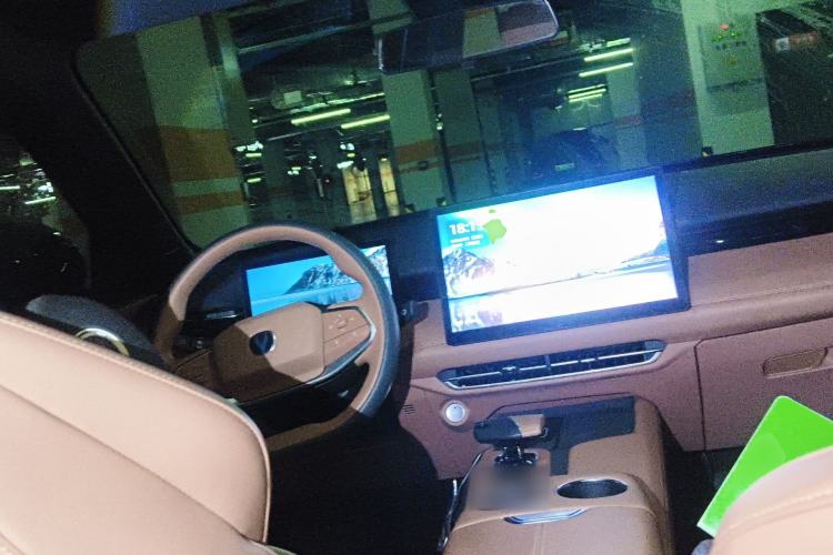 Used CHANGAN UNI-Z New Energy 2024 Blue Whale Smart Electric iDD 125km Beyond Edition Steering Wheel