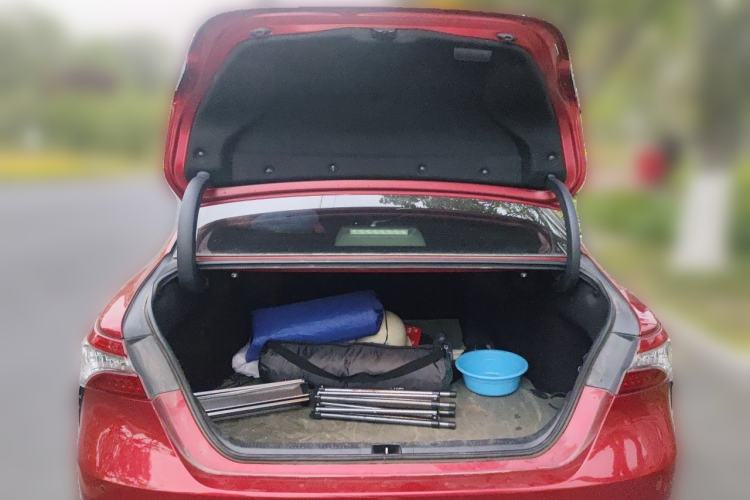 Used Toyota Camry 2018 2.0S FENGSHANG Edition
