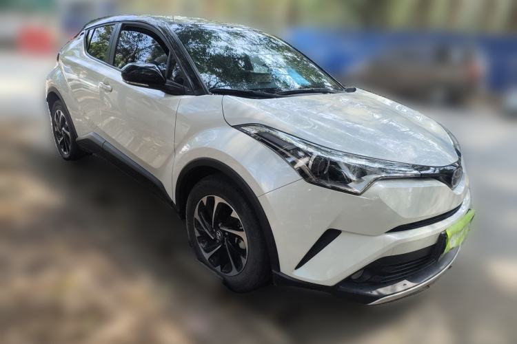 Used Toyota IZOA 2018 2.0L Yichi Version China VI Standard
