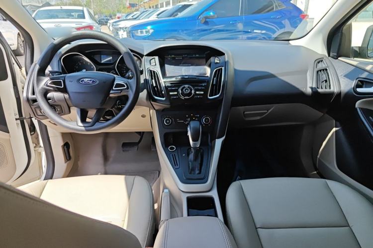 Used Ford Focus 2015 Sedan 1.6L Automatic Comfort Model