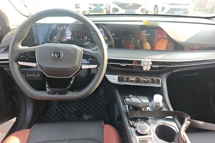 Used CHANGAN Eado 2023 Changan Edition PLUS Blue Whale NE 1.4T GDI DCT Prestige Version