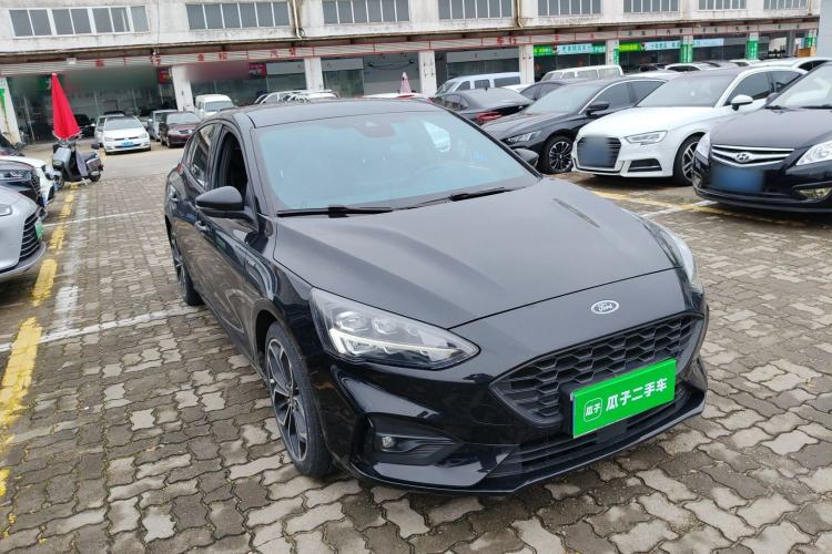 Used Ford Focus 2021 Sedan EcoBoost 180 Automatic ST Line Front Right 45 Deg