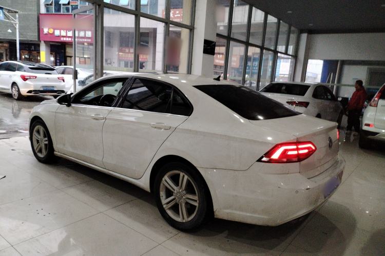 Used Volkswagen Lamando 2018 280TSI DSG Comfort Edition
