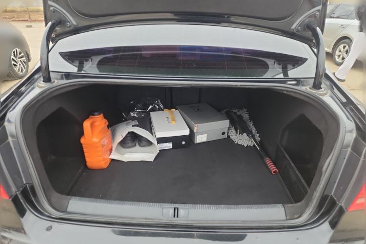 Used Volkswagen Magotan 2016 1.8TSI Smart Comfort Model Trunk