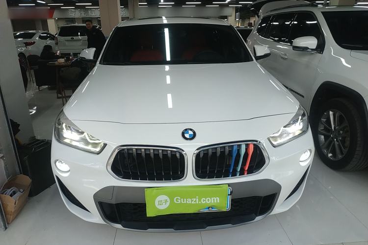 Used BMW X2 2018 sDrive25i Luxury Model with M Off-Road Package China V Emission Standard
