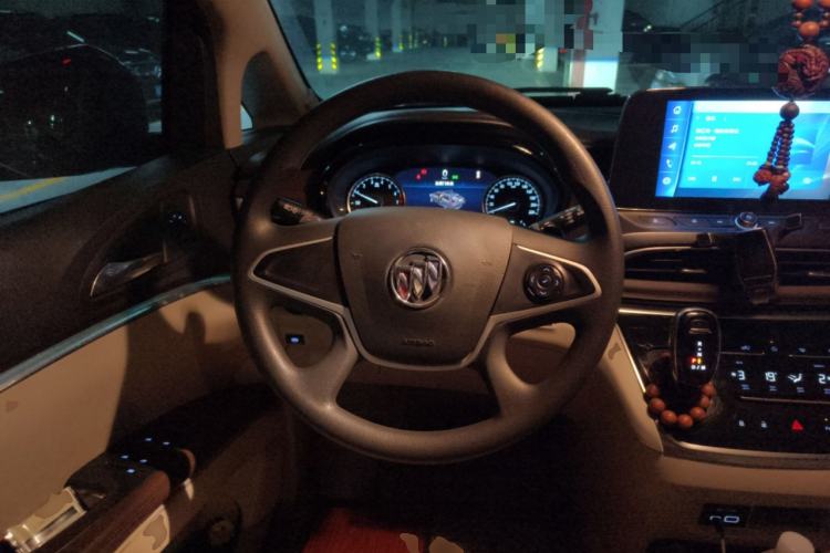 Used Buick GL8 2021 Land Cruiser Executive Class 652T Comfort Model Steering Wheel