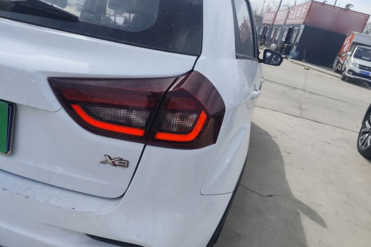 Used Geely Auto Vision X3 2020 1.5L Manual Elite Edition
