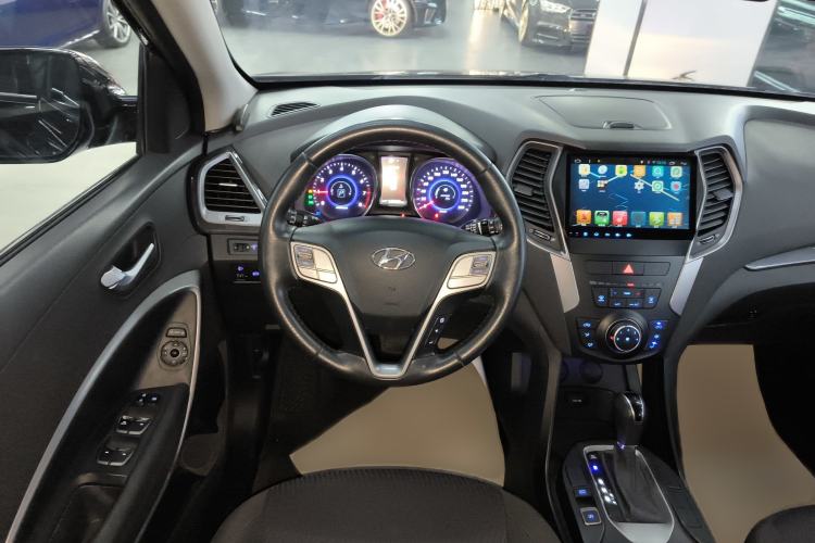 Used Hyundai Santa Fe 2013 2.4L Automatic 4x4 Comfort Edition