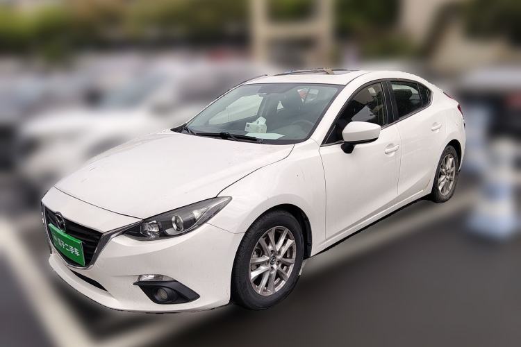 Used Mazda 3 Axela 2016 Sedan 1.5L Automatic Luxury Model