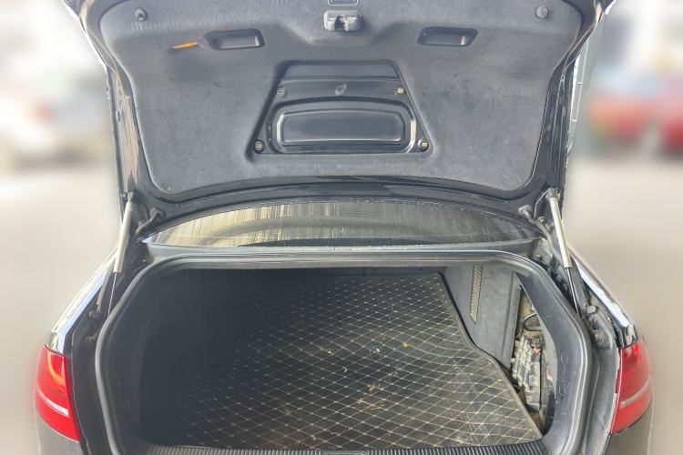Used Audi A8 2009 A8L 2.8 FSI Standard Model Trunk