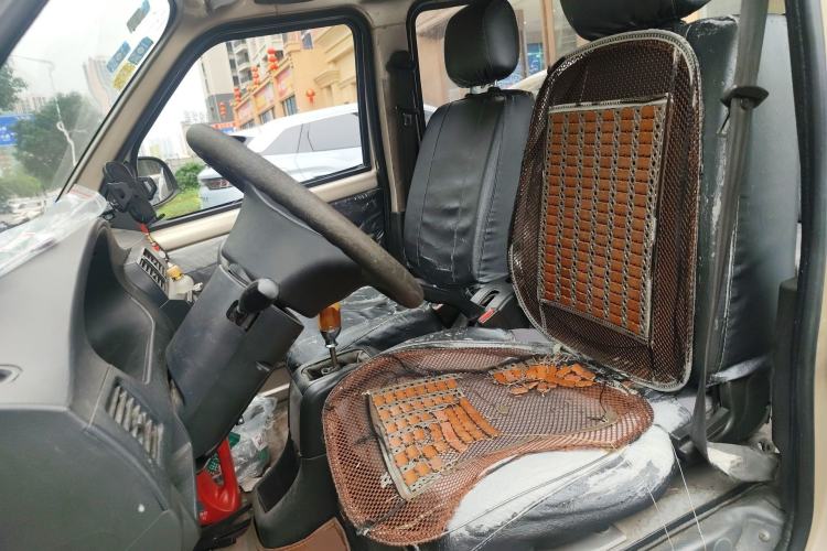 Used Wuling Rongguang 2012 1.5L Extended Basic Version Left Front Seat