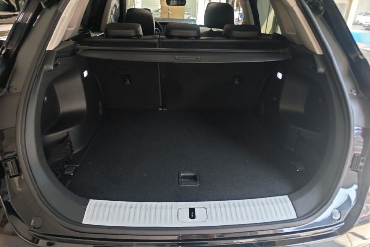 Used Hongqi HS5 2022 Facelifted Version 2.0T Smart Connect Flagship All-Wheel-Drive Edition
