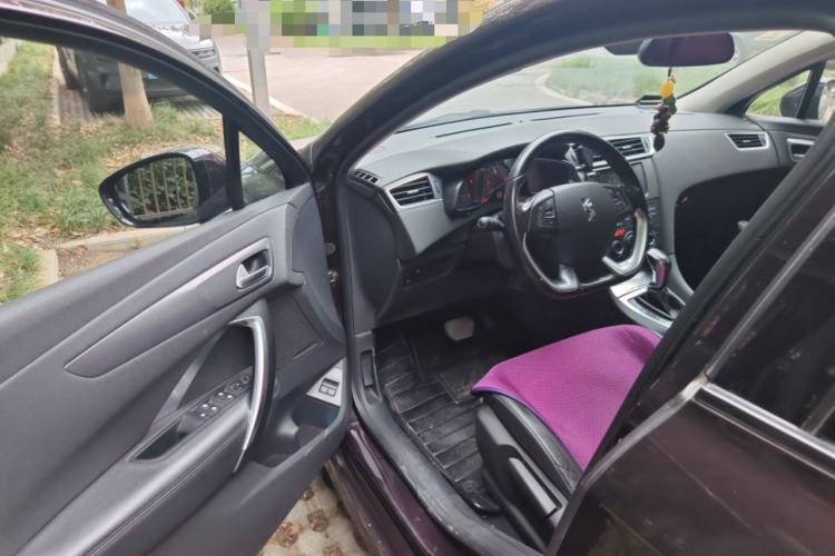 Used DS 5LS 2014 1.6T Elegant Version THP160