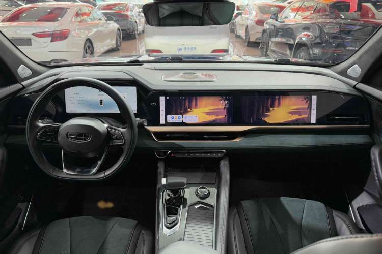 Used Geely Auto Monjaro L 2024 2.0TD High-Power Automatic Two-Wheel Drive Skyline Edition