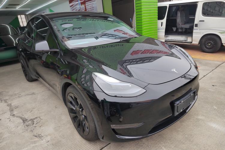 Used Tesla Model Y 2021 Long-Range All-Wheel-Drive Version