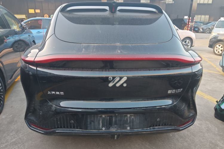 Used IM LS7 2023 90 kWh Elite All-Wheel-Drive Version