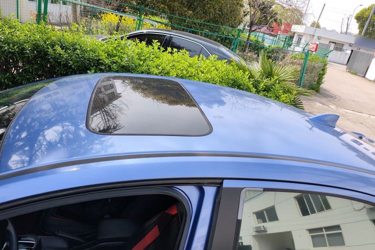 Used Honda Gienia 2017 1.5L CVT Comfort Version Roof