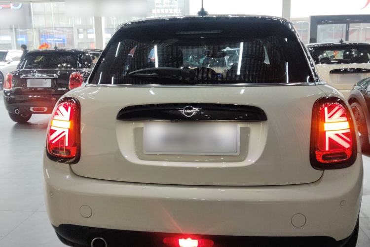 Used MINI 2018 1.5T COOPER Classic Edition Five-Door Version
