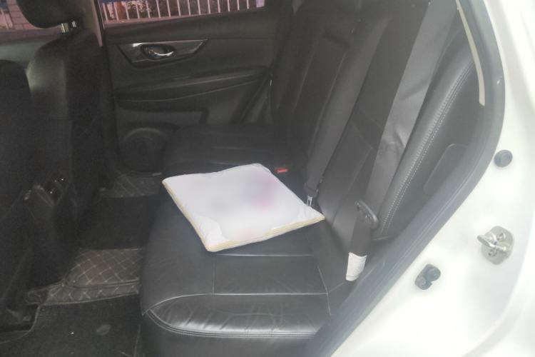 Used Nissan X-Trail 2017 2.0L CVT Comfort Edition 2WD Left Rear Seat