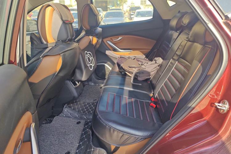 Used Soueast DX7 2015 1.5T Manual Luxury Model
