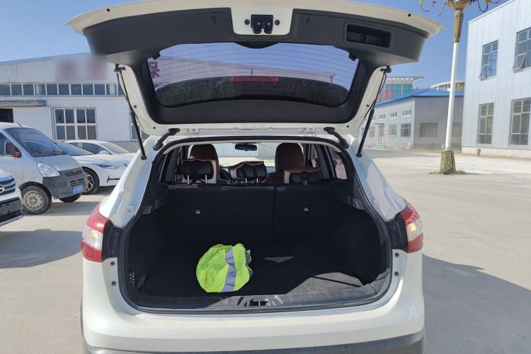 Used Nissan Qashqai 2017 2.0L CVT Smart Enjoyment Version China V Standard Trunk