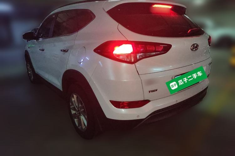 Used Hyundai Tucson 2015 1.6T Dual-Clutch Two-Wheel-Drive Smart Model Rear Left 45 Deg
