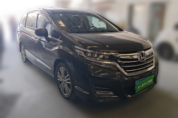 Used Honda Elysion 2016 2.4L Luxury Edition
