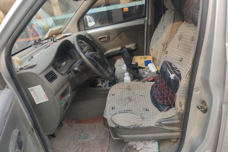 Used Wuling Rongguang V 2019 1.5L Window-Sealed Utility Model China VI LAR Left Front Seat