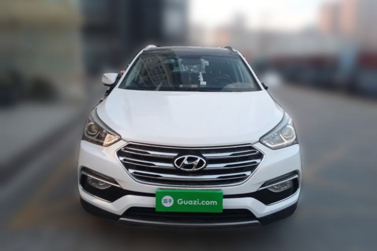 Used Hyundai Santa Fe 2017 2.0T Automatic All-Wheel Drive Smart 7-Seater
