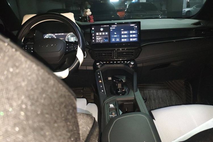 Used Lynk & Co 06 2023 Remix 1.5T JinPro
