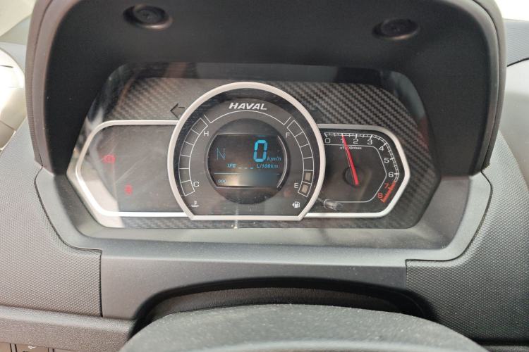 Used Haval H1 2016 Red-Label 1.5L AMT Luxury Model