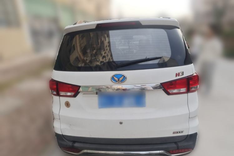 Used HYOSOW H3 2015 1.5L manual luxury version