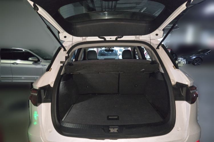 Used BYD Song Pro New Energy 2019 DM 1.5T Four-Wheel Drive Performance Edition Deluxe Model Trunk