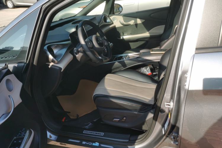 Used BYD Dolphin 2023 420 km Fashion Edition Left Front Seat