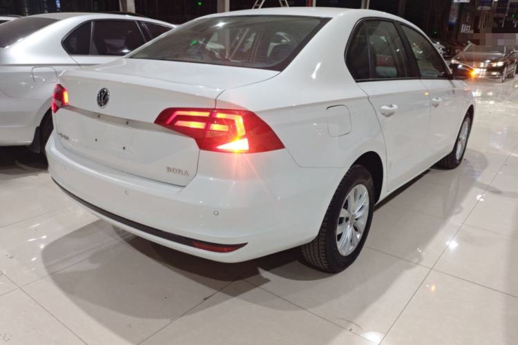 Used Volkswagen Bora 2018 1.5L Manual Fashion Model