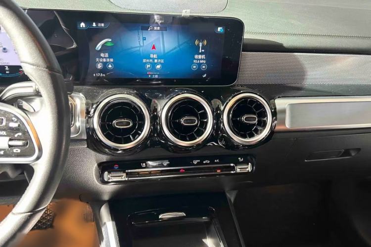 Used Mercedes-Benz GLB 2023 Refreshed GLB 200 Dynamic Edition