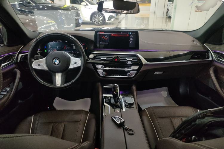 Used BMW 5 Series 2022 Second Facelift 525Li M Sport Package