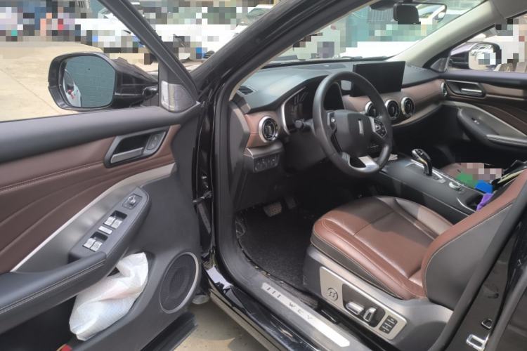 Used Wey VV6 2020 2.0T Two-Wheel Drive Smart Enjoyment+
