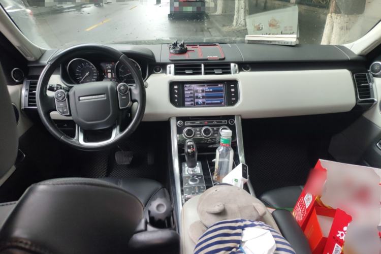 Used Land Rover Range Sport 2014 3.0 SC V6 HSE
