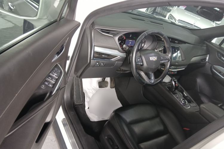 Used Cadillac XT4 2021 28T Two-Wheel Drive Luxury Version Driver Seat