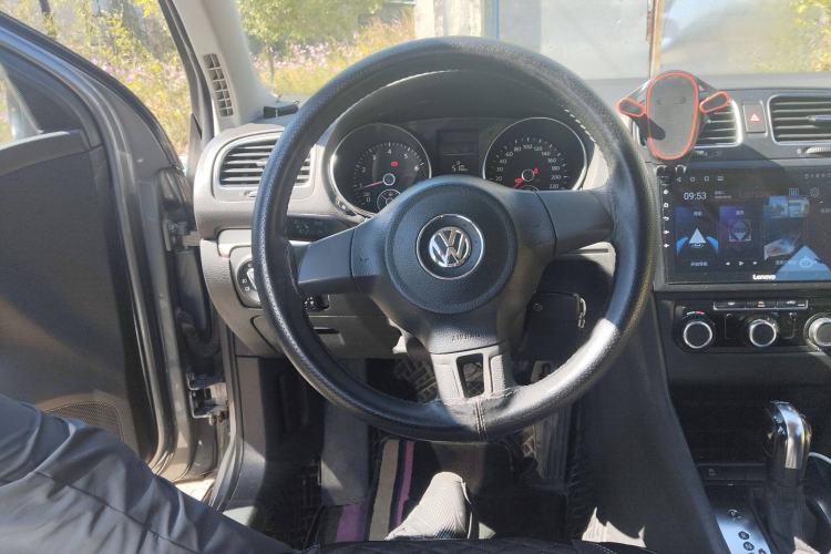 Used Volkswagen Golf 2010 1.6 Automatic Fashion Model
