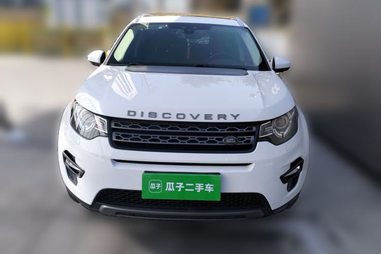 Used Land Rover Discovery Sport 2019 240 PS SE Version China VI Standard Front