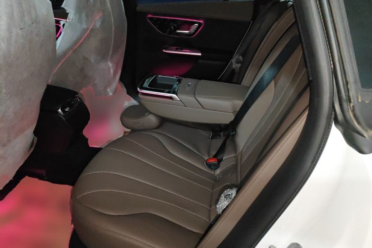 Used Mercedes-Benz EQE 2022 350 Pioneer Edition Left Rear Seat