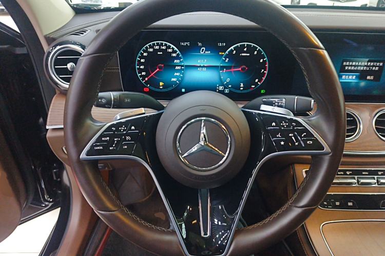 Used Mercedes-Benz E-Class 2023 Updated E 300 L Fashion Edition
