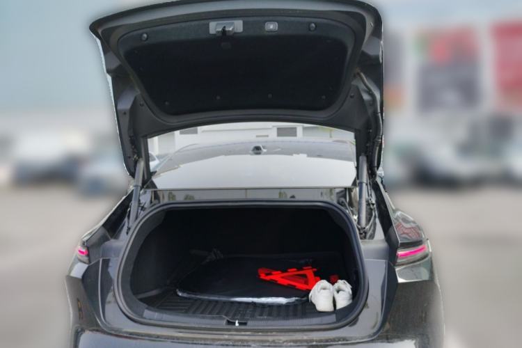 Used Nio ET5 2024 75 kWh
