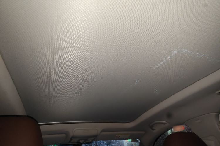 Used Volkswagen Tiguan 2015 1.8TSI Automatic Two-Wheel Drive Luxury Model Headliner